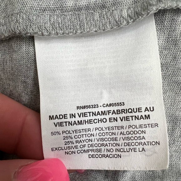 Nike Gray “Just Do It” Workout Tank Top - Picture 7 of 7